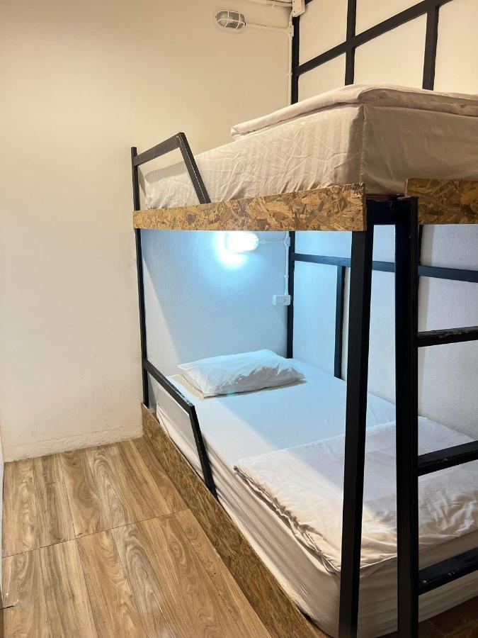 First Phuket Hostel المظهر الخارجي الصورة